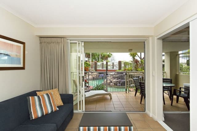 Room, 1 Bedroom, Pool View