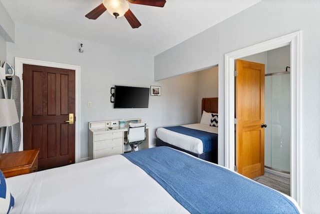 Premium Room, 2 Queen Beds, Private Bathroom