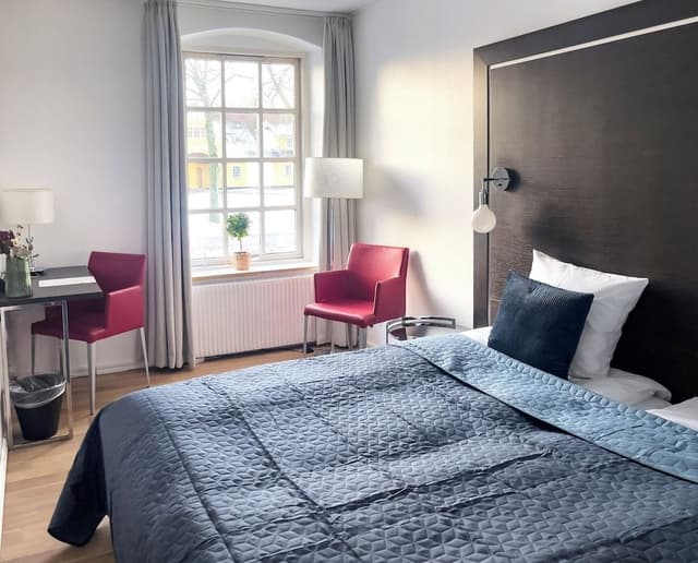 Classic Room, 1 King Bed