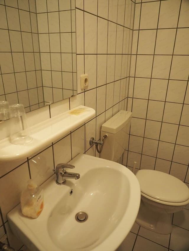 Basic Single Room