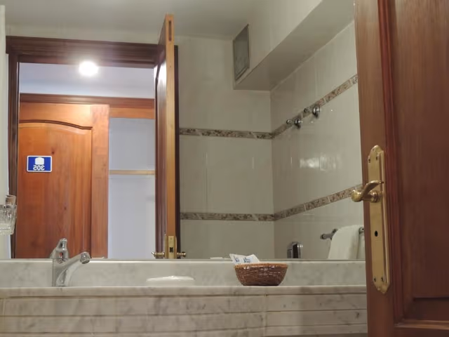 Superior King Room with Sea View