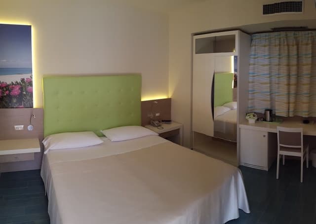 Comfort Double or Twin Room