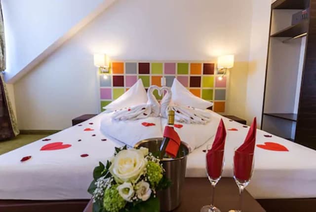 Junior Suite, Multiple Beds