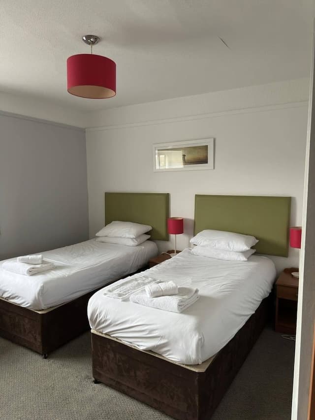 Standard Twin Room