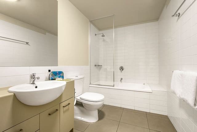 One Bedroom Apartment