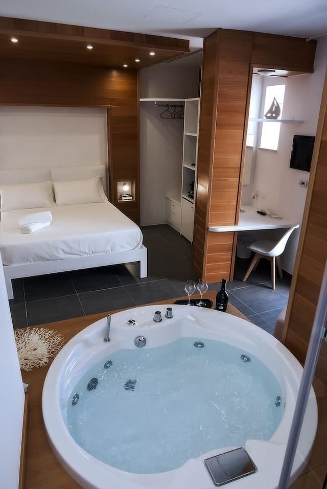 Deluxe Suite, Sea View