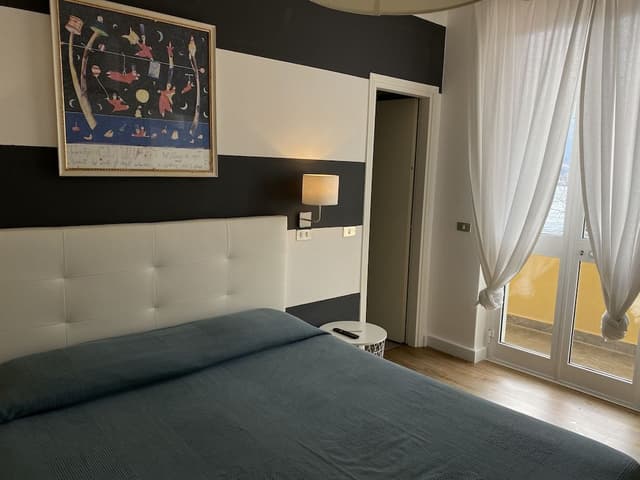 Deluxe Triple Room, 2 Bedrooms, Sea View