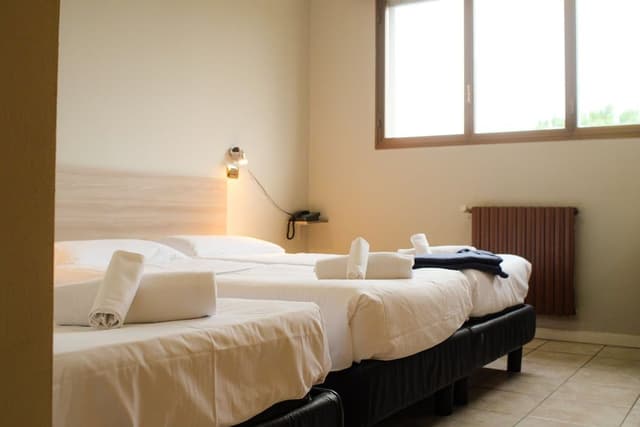 Economy Triple Room