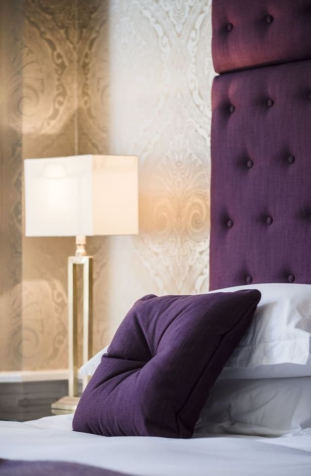 Superior Double Room, Bathtub