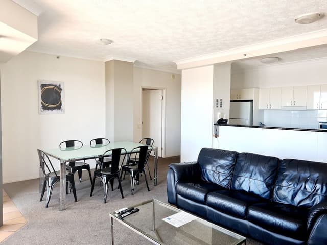 Apartment, 3 Bedrooms, 2 Bathrooms