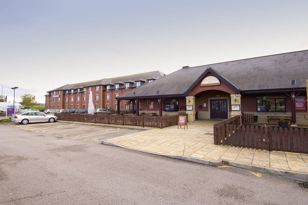 Premier Inn Blackpool East (M55, Jct 4)
