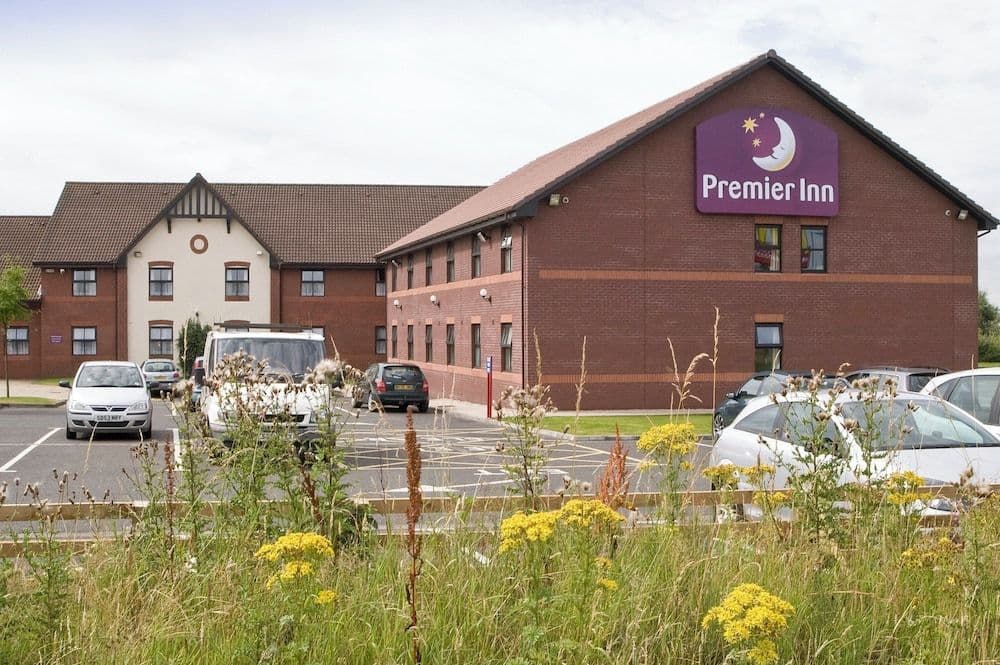 Premier Inn Glasgow (Cambuslang/M74, J2A)