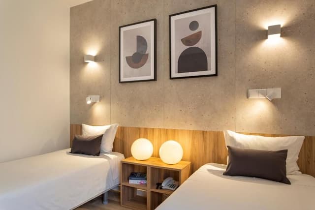 Standard Twin Room