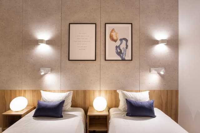 Standard Twin Room