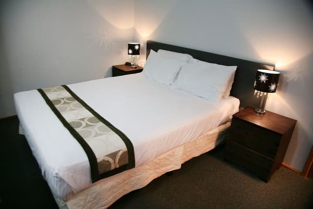 One Bedroom Apartment
