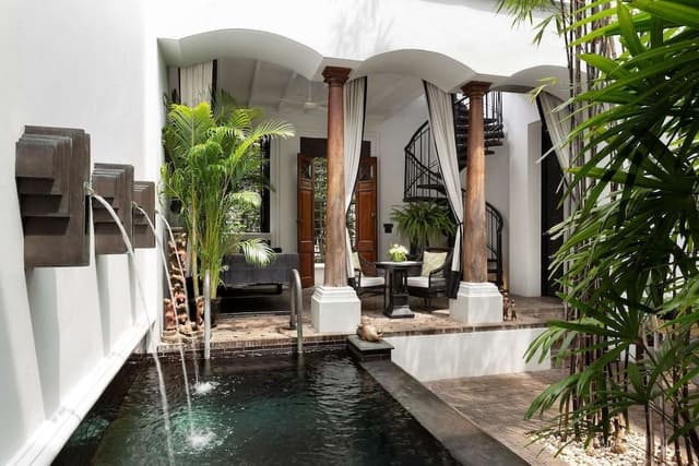 Courtyard Pool Villa