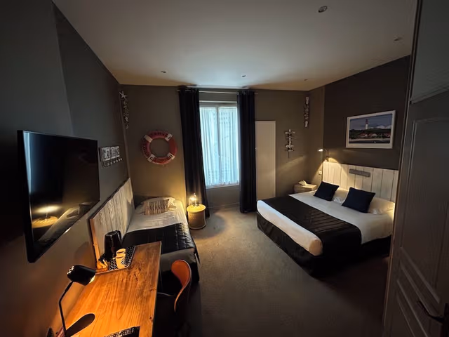Triple Room