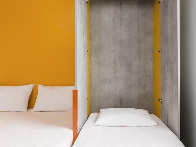 Triple Room, Multiple Beds
