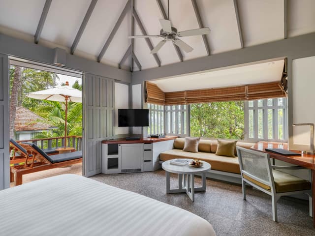 1-Bedroom Hillside Cottage