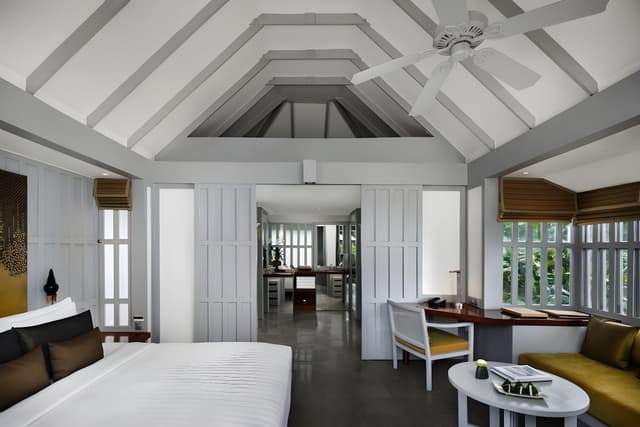 1-Bedroom Hillside Cottage
