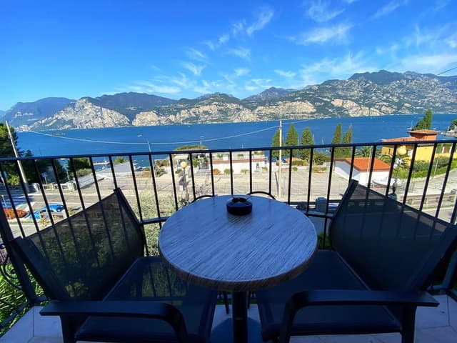 Comfort Apartment, Lake View