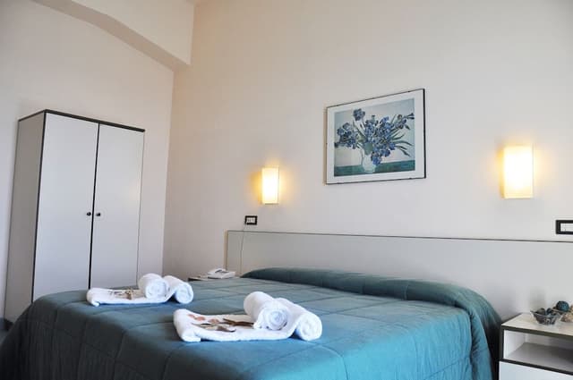 Standard Double Room, Partial Ocean View