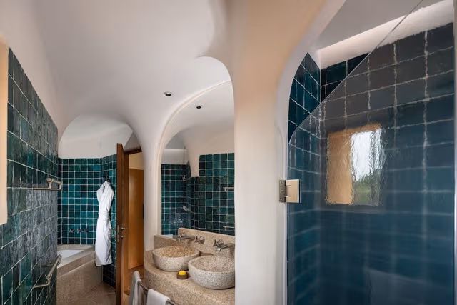 Suite, 1 King Bed, Terrace, Partial Sea View (Heritage, Original Wing)