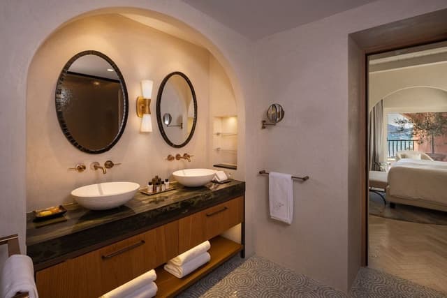 Suite, Multiple Beds, Bay View (Harrods Suite)