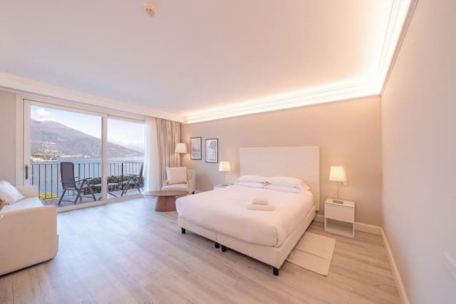 Junior Suite, Lake View