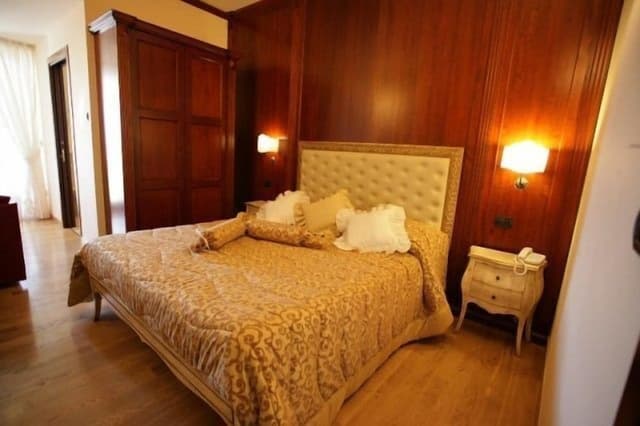 Classic Double Room