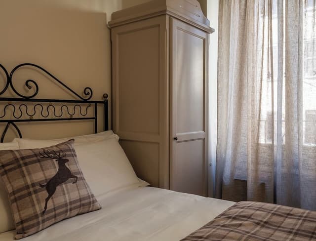 Classic Single Room