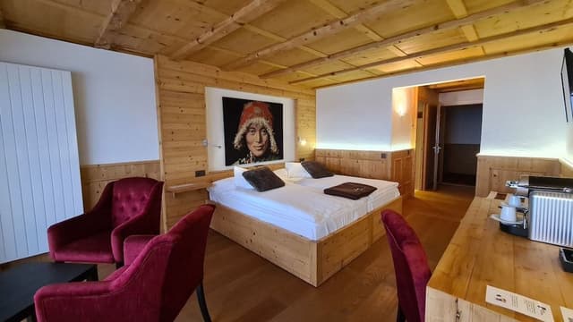Superior Double Room, Balcony, Mountain View (South)