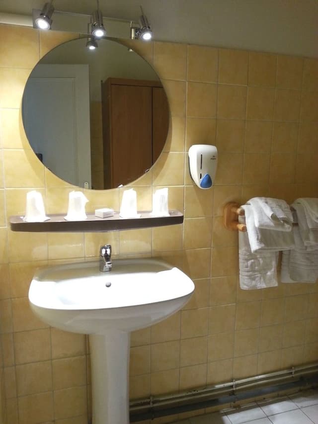 Classic Quadruple Room