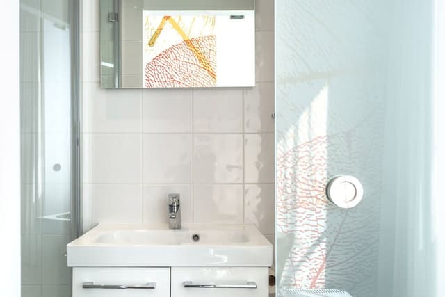 Suite 2 Bedrooms (2 bathrooms)