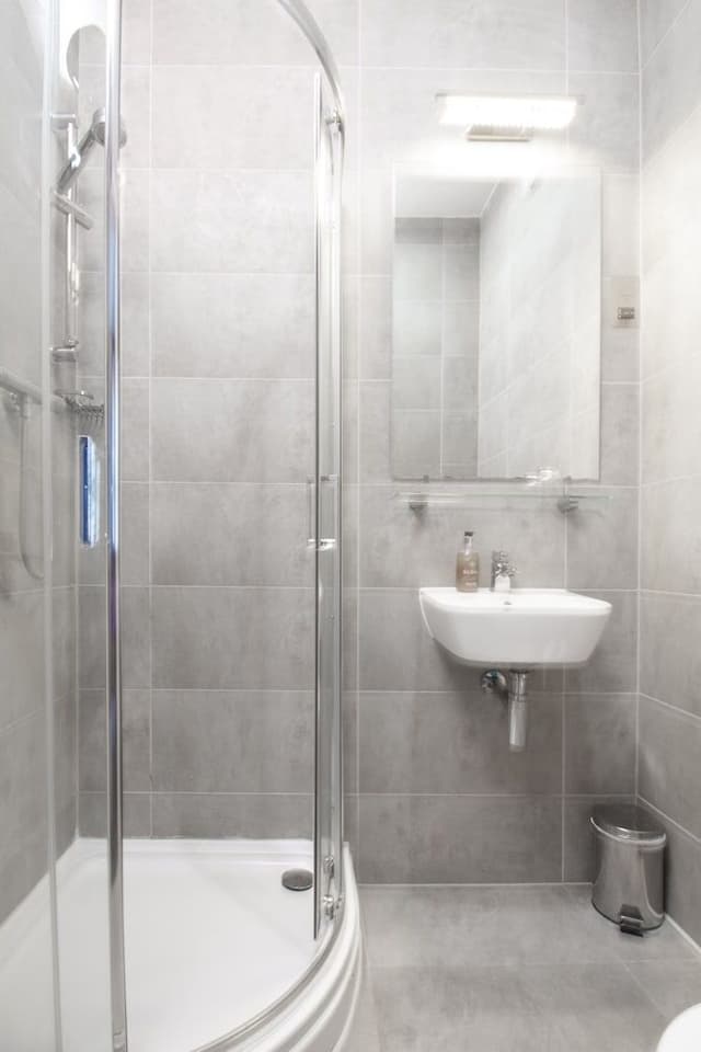 Classic Double Room, Ensuite