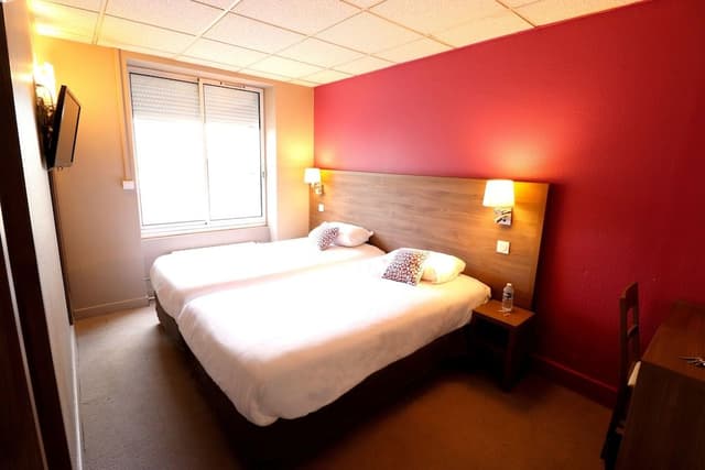 Club Twin Room