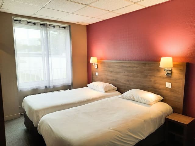 Club Twin Room