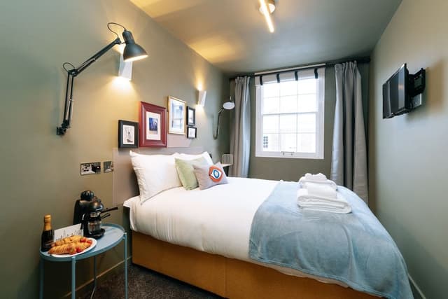 Classic Double Room