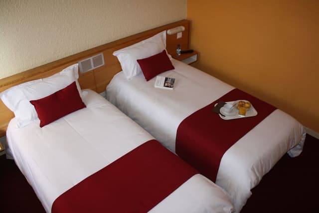 Standard Room, 2 Twin Beds