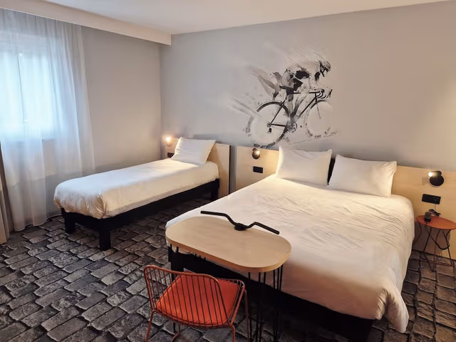 Triple Room, Multiple Beds