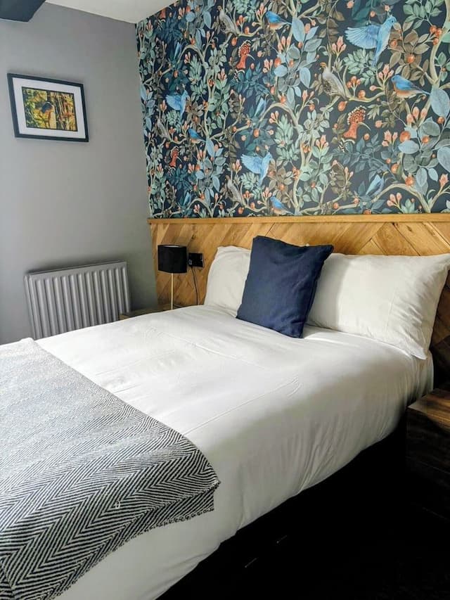 Classic Single Room