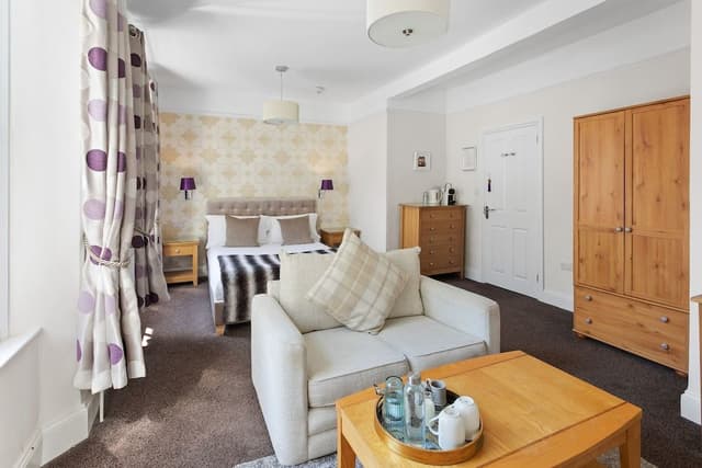 Standard Double Room (Suite)