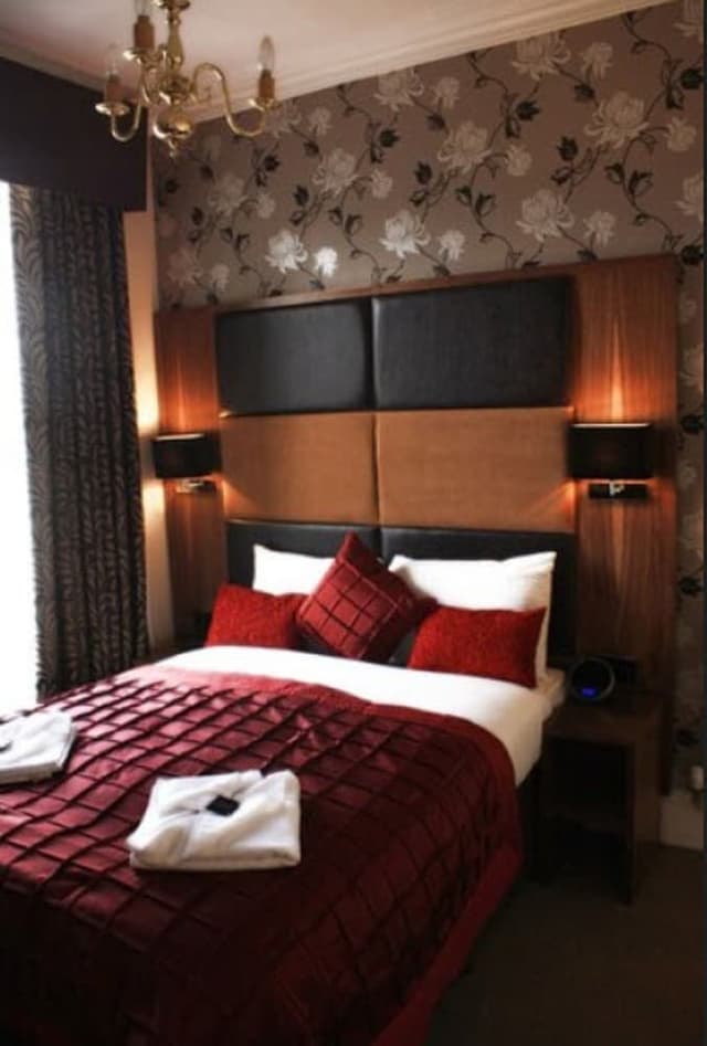 Double Room with Ensuite