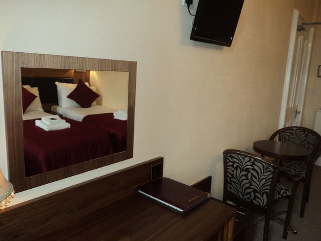 Family Room with Ensuite For 3 pax