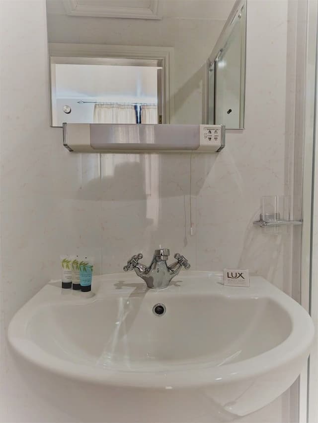 Deluxe Twin Room, Ensuite