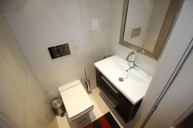 1 Bedroom Apartment (Flat 1)