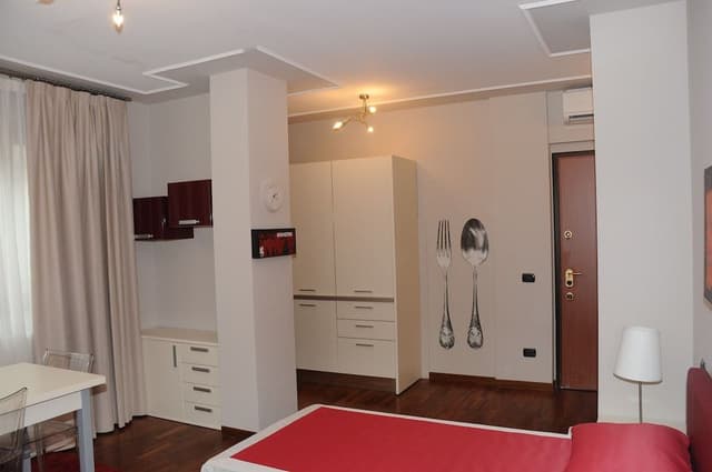 Studio, 2 Twin Beds