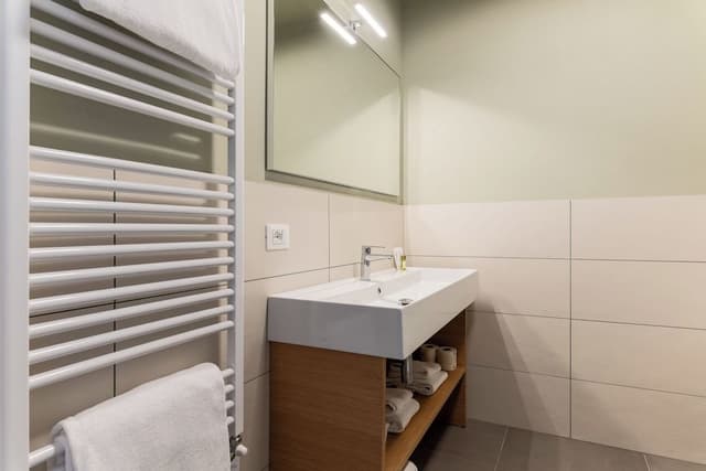 Deluxe Room, City View