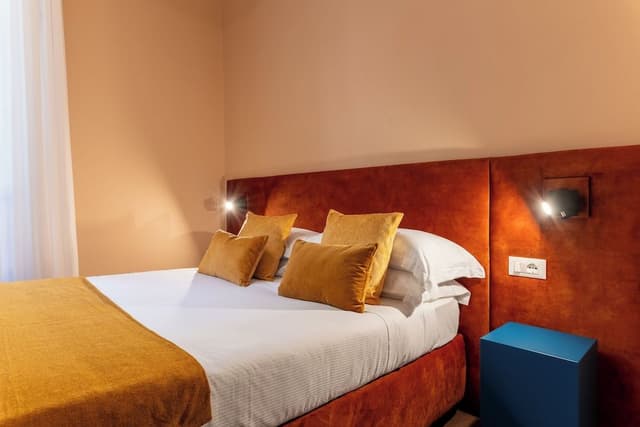 Economy Room