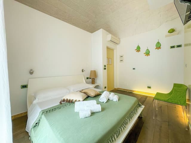 Comfort Double Green Room, Balcony, City View